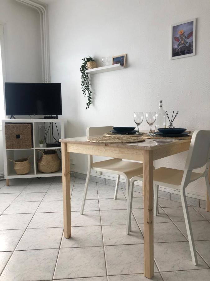 Jeter L'Ancre - Studio Calais Eksteriør billede